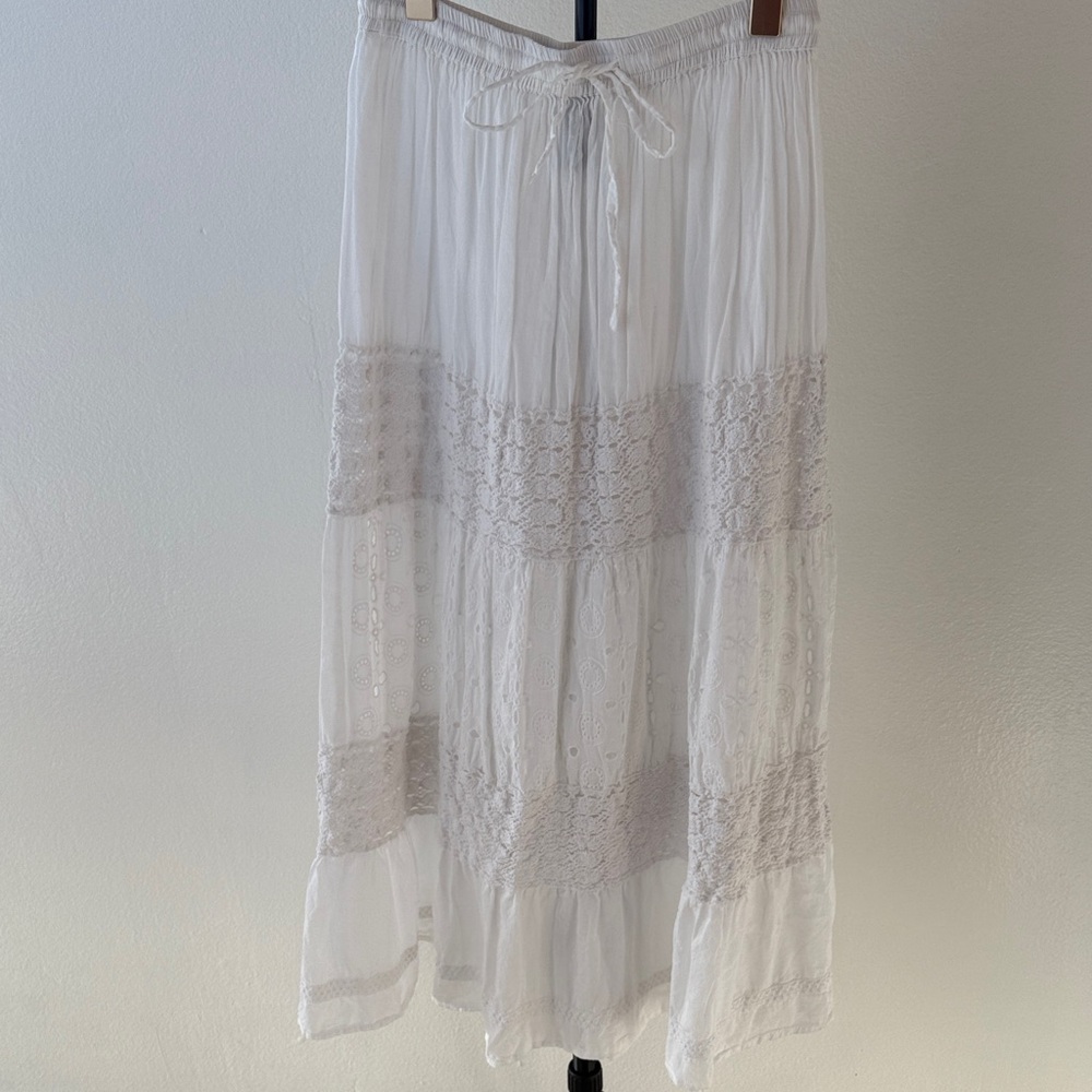 Me 2 Magic White Lace + Crochet Maxi Skirt with Elastic Drawstring Waist size L